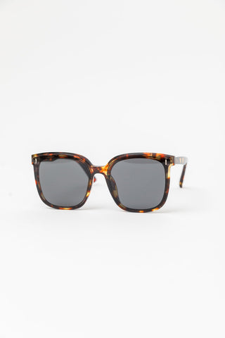 Eye On You Sunglasses in Tortoise-OS-[option4]-[option5]-[option6]-[option7]-[option8]-Womens-Clothing-Shop