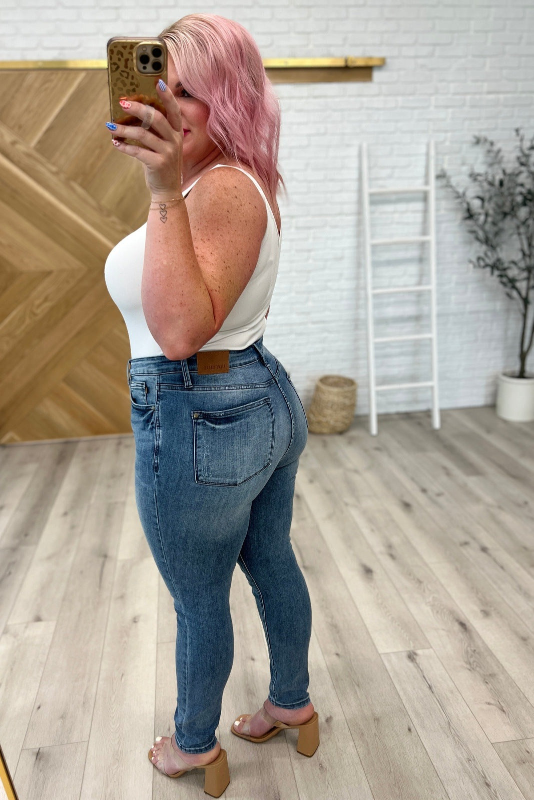 Ruby Tummy Tuck Skinny Jeans